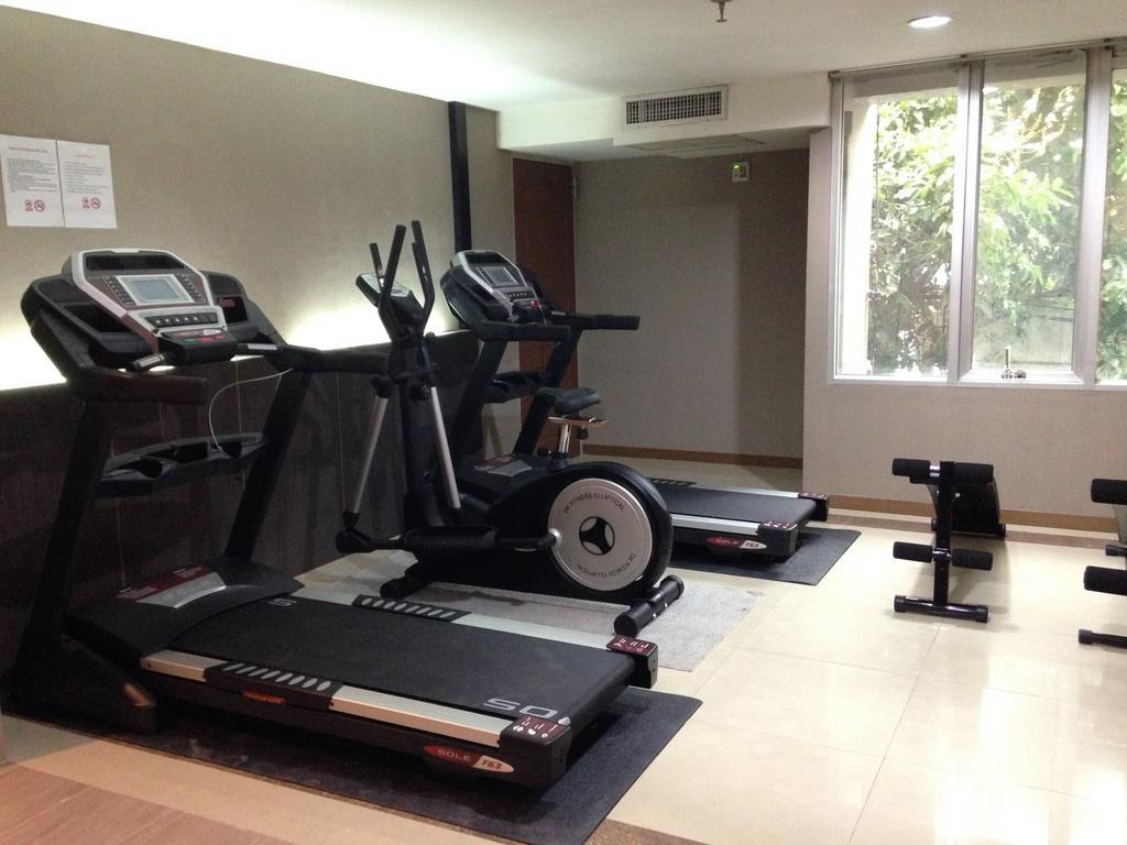 Bangkok City Suite Экстерьер фото