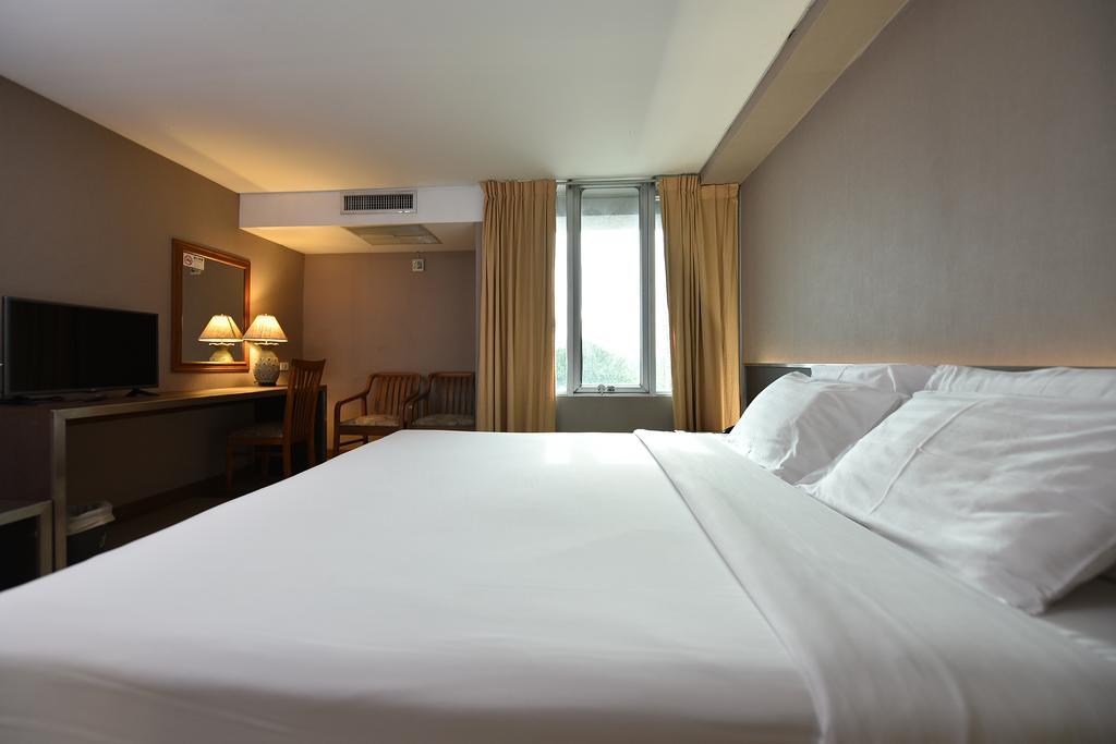Bangkok City Suite Экстерьер фото